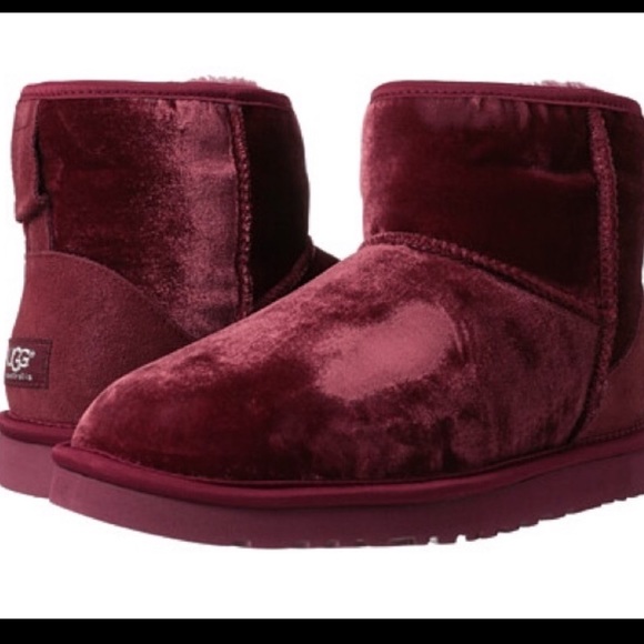 red velvet uggs